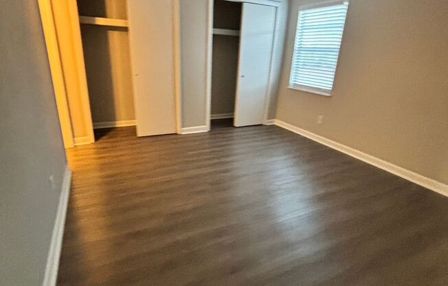 2 beds, 2 baths, 1,040 sqft, $850