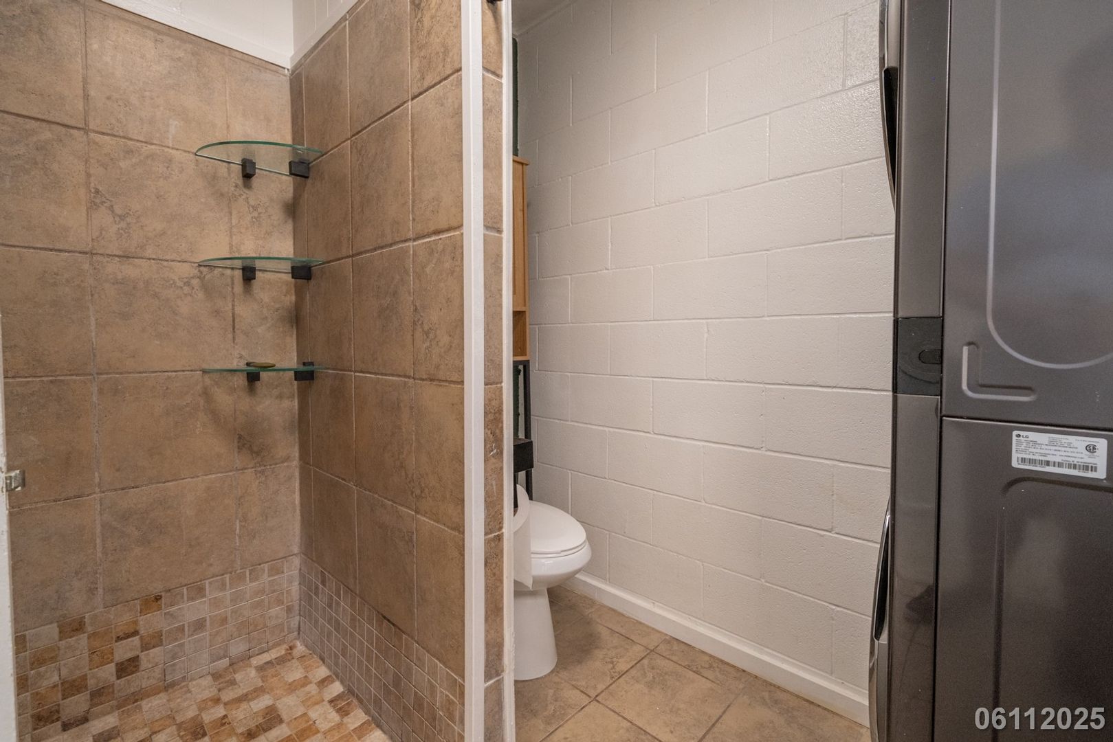 (2bd / 1ba / 1 parking Condo in Makakilo Gardens 2, Kapolei)