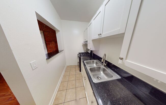 1 bed, 1 bath, 575 sqft, $1,595, Unit 109