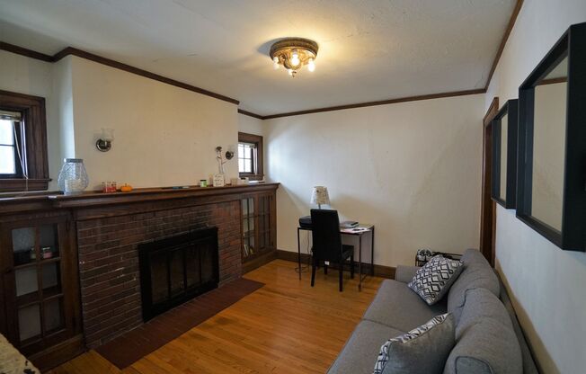 1 bed, 1 bath, $1,025, Unit 2