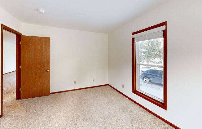 2 beds, 1 bath, 950 sqft, $1,500, Unit 7701RA