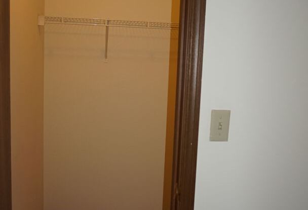 1 bed, 1 bath, 578 sqft, $1,018, Unit 827-04 (Style K)