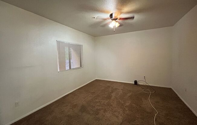 Gated 2 Bedroom, 2 Bathroom Condo offering 1 month FREE !