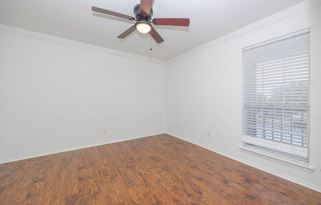 1 bed, 1 bath, $995, Unit Unit#825