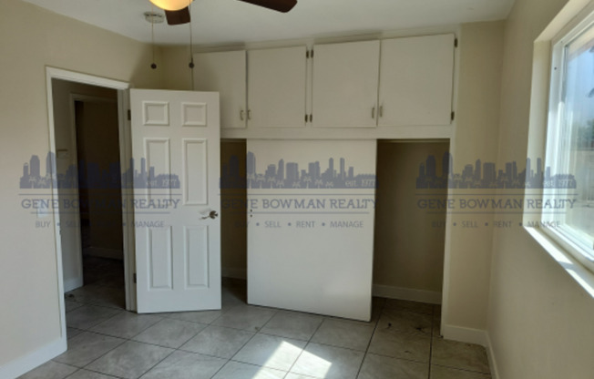 3 beds, 1 bath, 1,000 sqft, $3,650, Unit 457 A