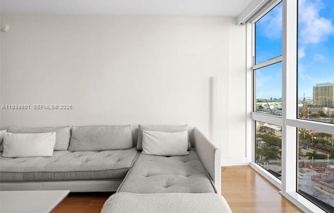 2 beds, 2 baths, 993 sqft, $7,500, Unit 6801 Collins Ave appt 1409