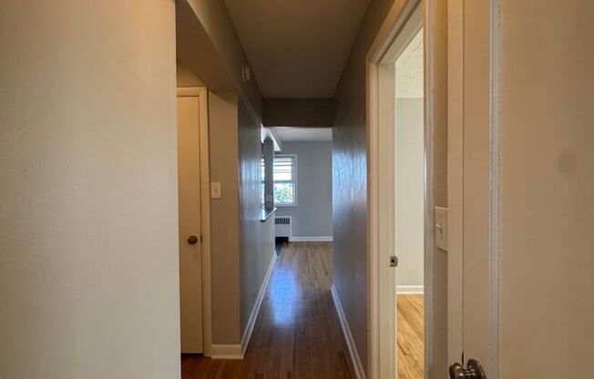 1 bed, 1 bath, 606 sqft, $1,595, Unit 420