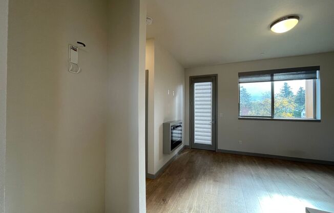 2 beds, 1 bath, $1,745, Unit # 308