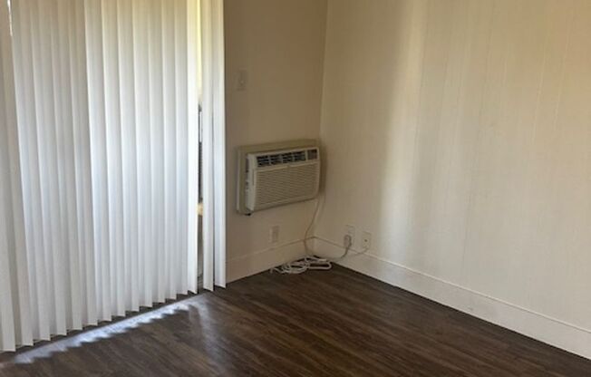 2 beds, 1 bath, 825 sqft, $2,200, Unit 312