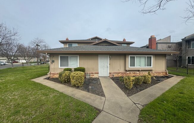 5619 42nd Street Unit 1
