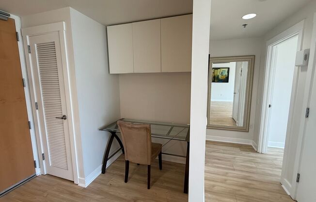 1 bed, 1 bath, $4,250, Unit # 21E