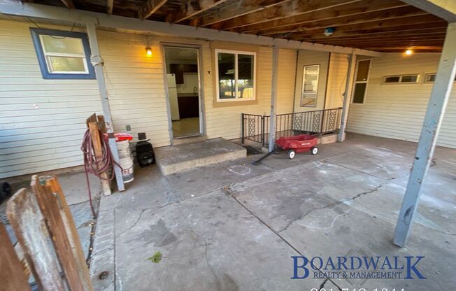 3 beds, 1 bath, 1,351 sqft, $1,249, Unit 374 W 1300 N- #1