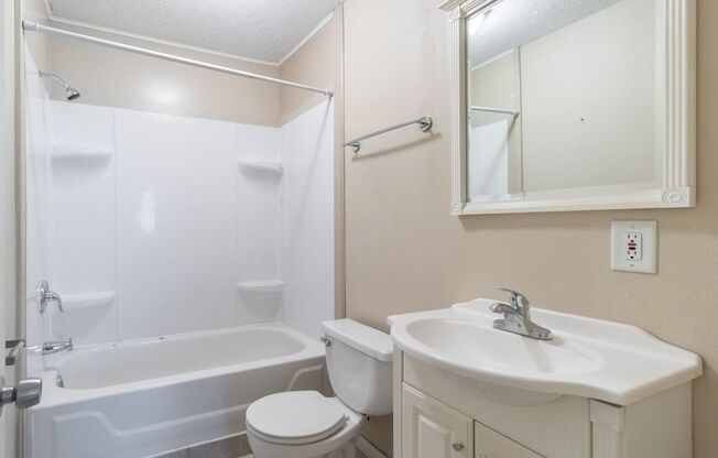 3 beds, 2 baths, $1,500