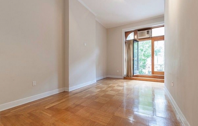 308 W 105 ST