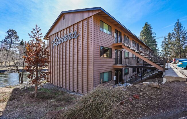 2 Bed/1 Bath with River Views! Riviera Ridge Apartments