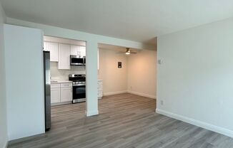 2 beds, 1 bath, 850 sqft, $2,325, Unit 9185-10