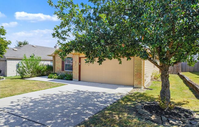 Energy-Smart Single-Story Now Available in Cibolo - Realtor Commission: $500