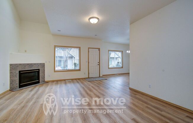 At Home in East Vancouver- 1/2 off First Month!