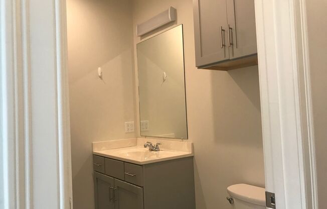 Studio, 1 bath, 260 sqft, $1,700, Unit 1