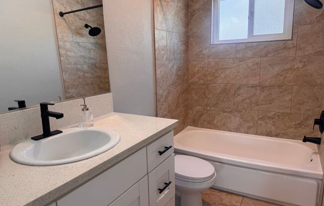 2 beds, 1.5 baths, 740 sqft, $2,950, Unit 2225-E