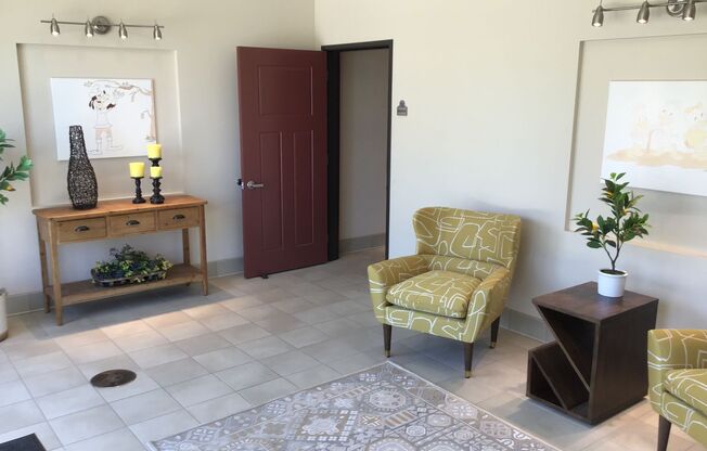 1 bed, 1 bath, 825 sqft, $1,435, Unit 2-205