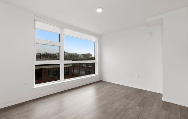 Studio, 1 bath, 387 sqft, $1,350, Unit 302