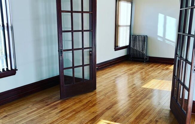 1 bed, 1 bath, 950 sqft, $1,525, Unit 905-9
