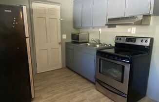 2 beds, 1 bath, 2,178 sqft, $950, Unit 201