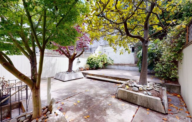 Studio, 1 bath, $2,299, Unit 2539A Lombard