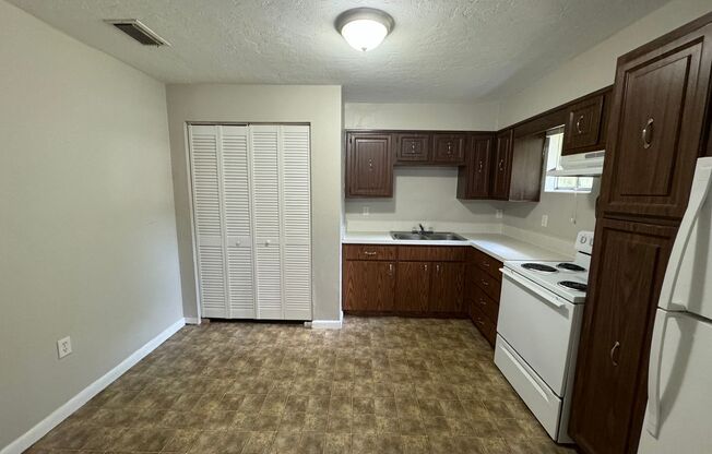 3 beds, 1 bath, $1,475