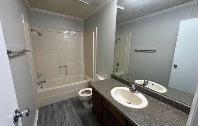 2 beds, 2 baths, 943 sqft, $855, Unit 1110