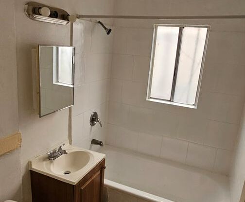 Studio, 1 bath, $1,650, Unit 104