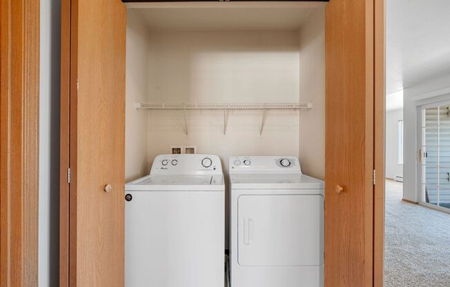 2 beds, 2 baths, $1,515, Unit 2766-10