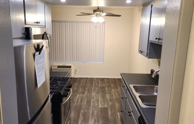 1 bed, 1 bath, 656 sqft, $1,848, Unit 025