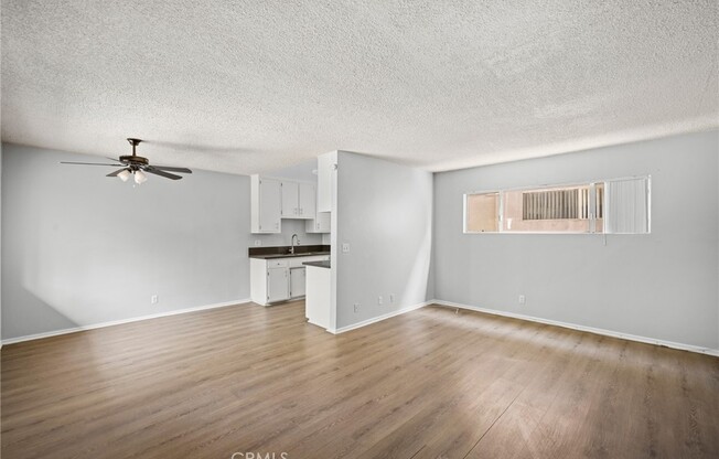 1 bed, 1 bath, 675 sqft, $1,750, Unit 12