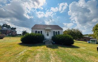 2 beds, 1 bath, $1,450, Unit 65