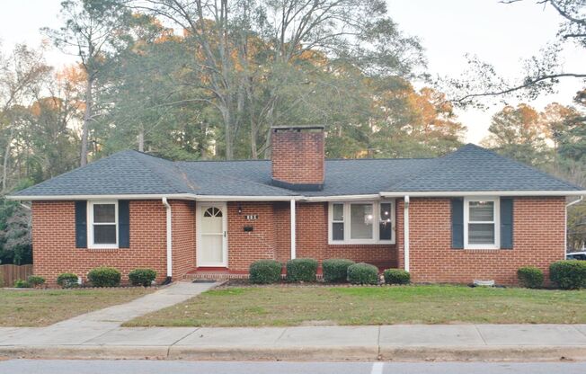 3 Bed/1.5 Bath in Downtown Fuquay