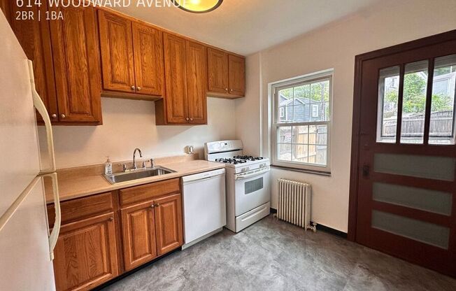 614 WOODWARD AVE