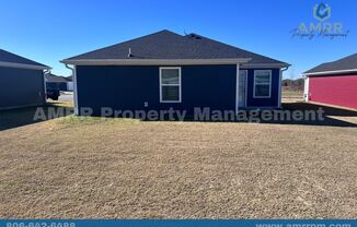 3 beds, 2 baths, $1,599