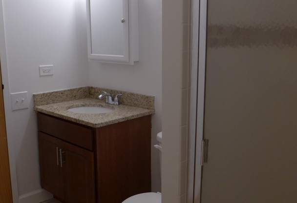 2 beds, 2 baths, 1,250 sqft, $2,895, Unit 04D