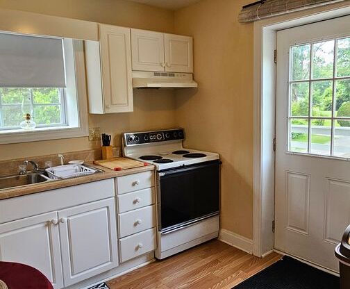 1 bed, 1 bath, $1,495