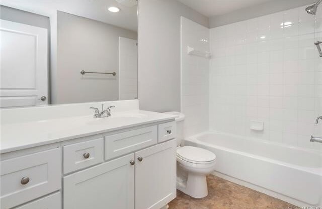 2 beds, 2 baths, $1,995