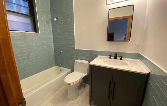 1 bed, 1 bath, 750 sqft, $3,000, Unit 3R