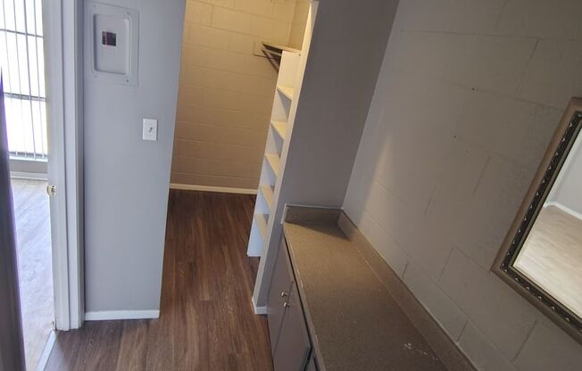 1 bed, 1 bath, 448 sqft, $825, Unit 11