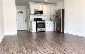 105 N NORMANDIE AVE