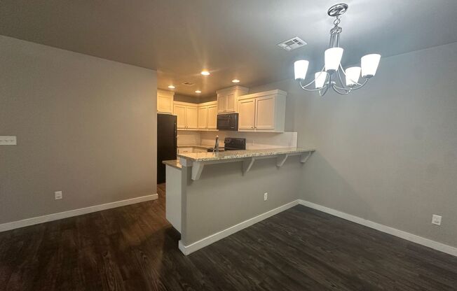 3 beds, 2 baths, $1,495