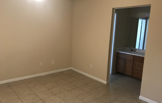 3 beds, 2 baths, $1,695