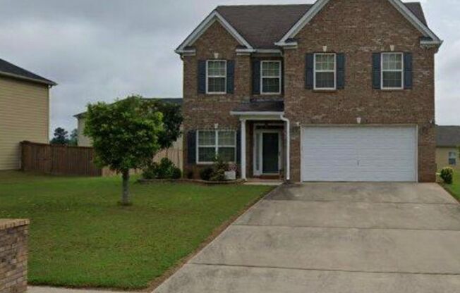 4 bedroom 2 and 1 half bath 2 story home in Flat Shoals Manor