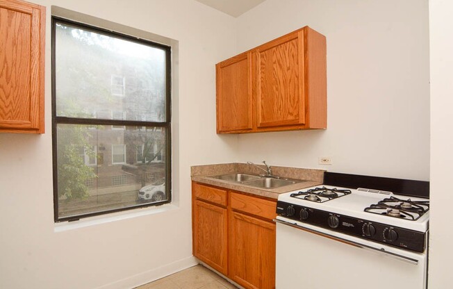 1530 Kedzie