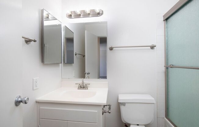 Albatross Apartments